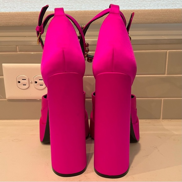 Versace Fuchsia Aevitas Single Platform Pumps - Picture 13 of 14